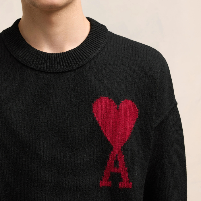 Pull Ami avec A-HEART brodé