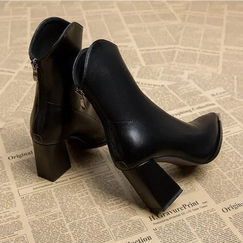 Chroom Tip Chelsea Boot